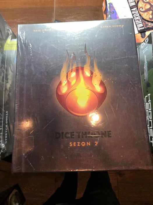 DICE THRONE sezon 1 + 2 + ADVENTURES - BATTLECHEST + Krampus/Mikołaj