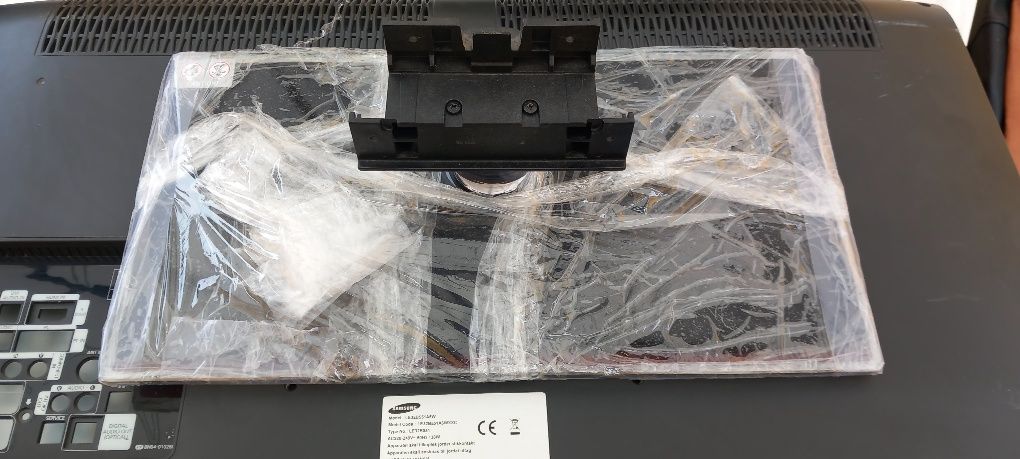 Tv + base Samsung