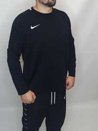Кофта свитшот спортивный мужской чёрный Nike Размер - XL

Размер - XL