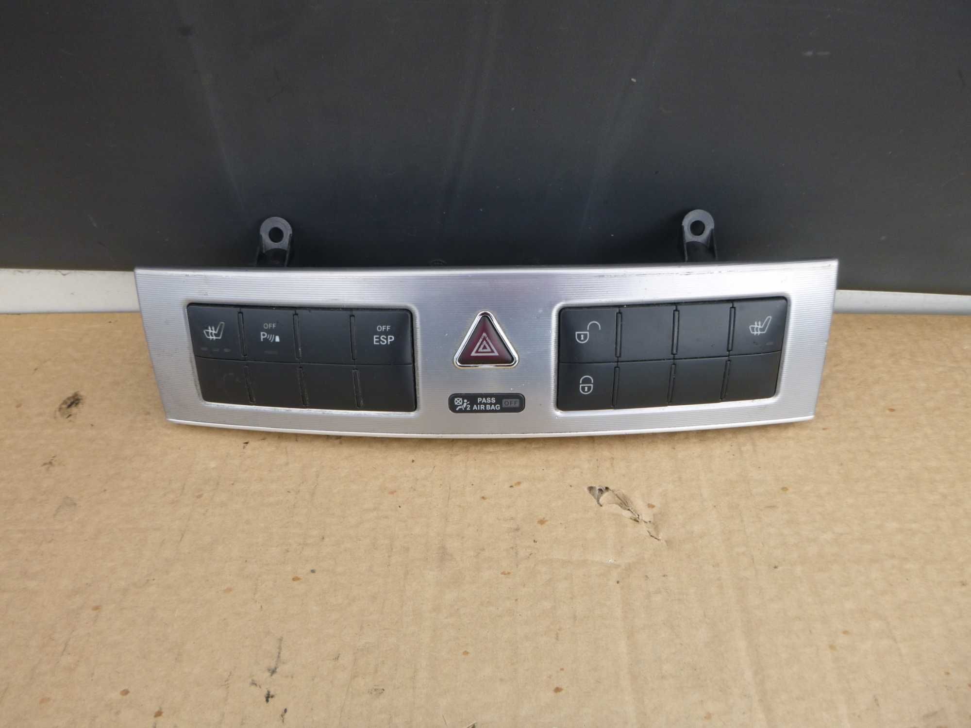 Panel/przełącznik  Mercedes-Benz C W203 (2000 - 2007r.)