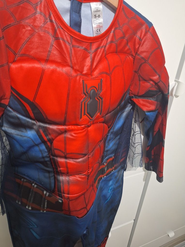 Strój Spiderman rozmiar 110-116