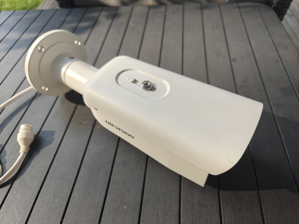 Kamera IP Hikvision ds-2cd2t46g2-2i 4MP