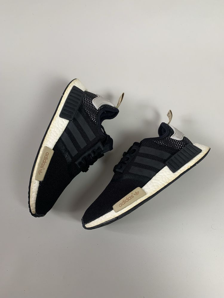 Кросівки adidas nmd розмір 39 24,5 см