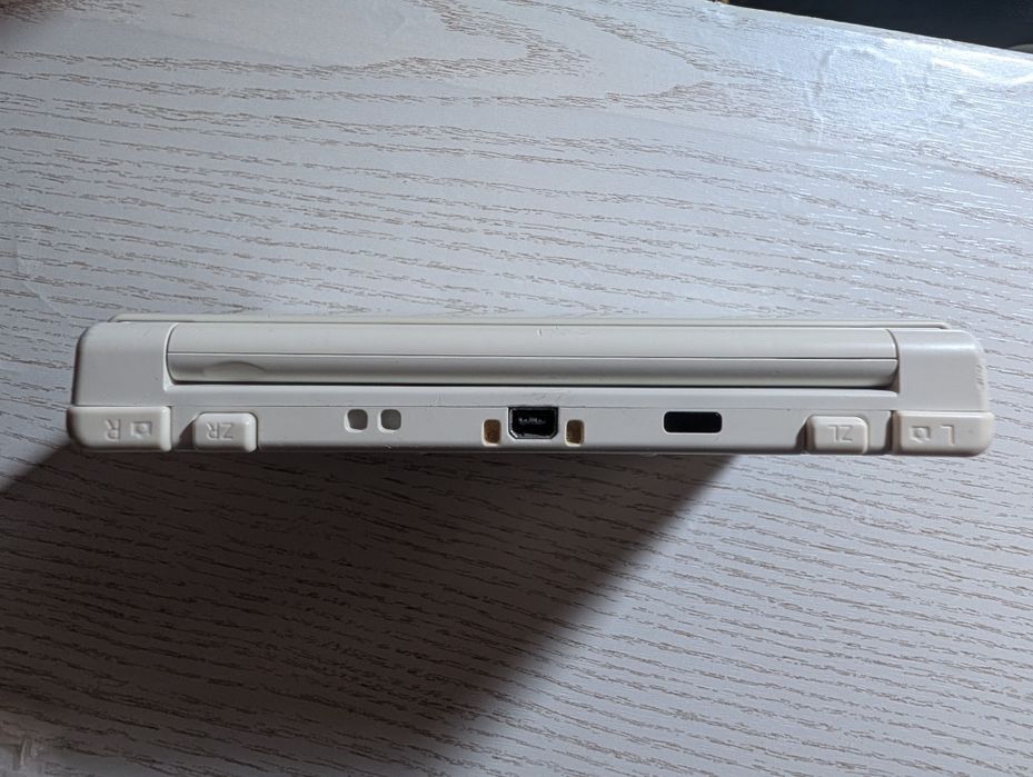 New Nintendo 3ds модифікаована