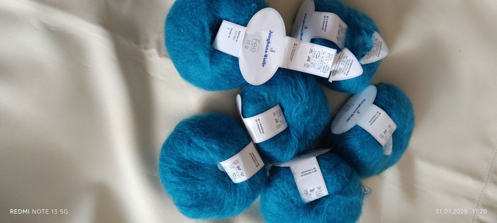 Włóczka  80% Kid Mohair + 20% Polyamid, wełna