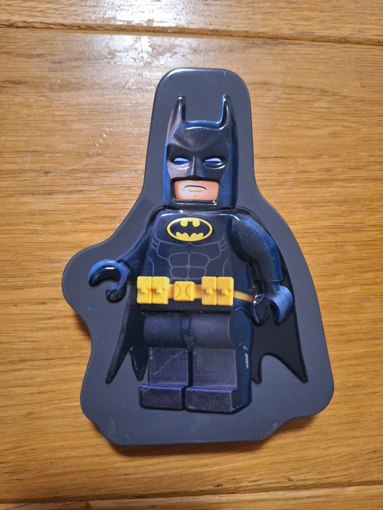 Puzzle Batman Lego w metalowej puszce McDonals zabawka