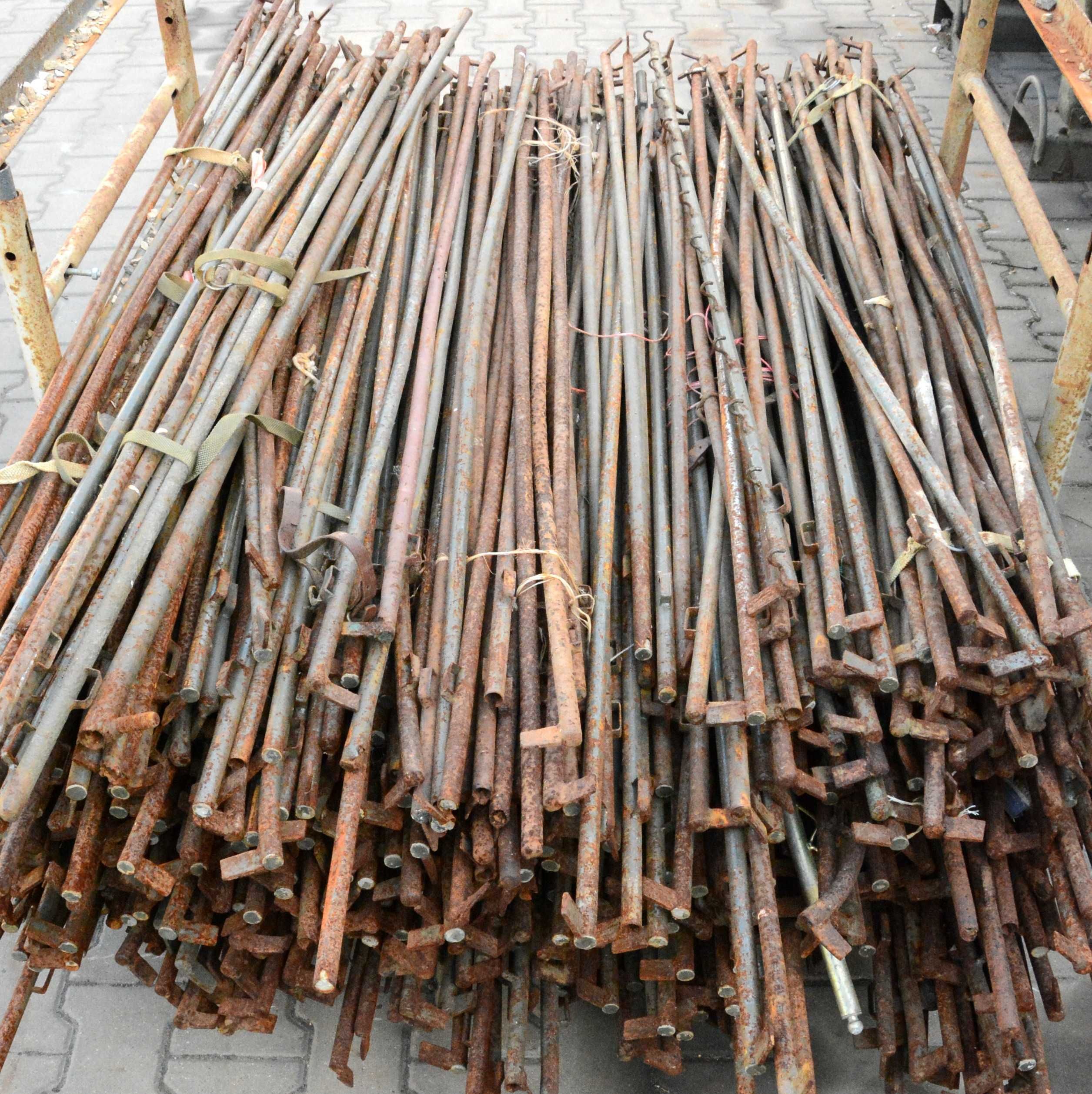 Poprzeczka stalowa 165cm namiotu NS-64