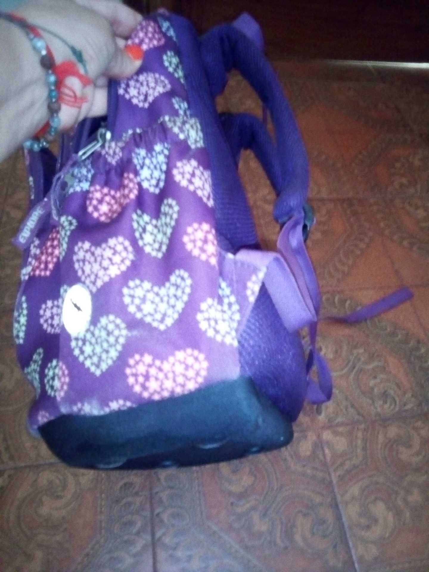 Mochila escolar usada