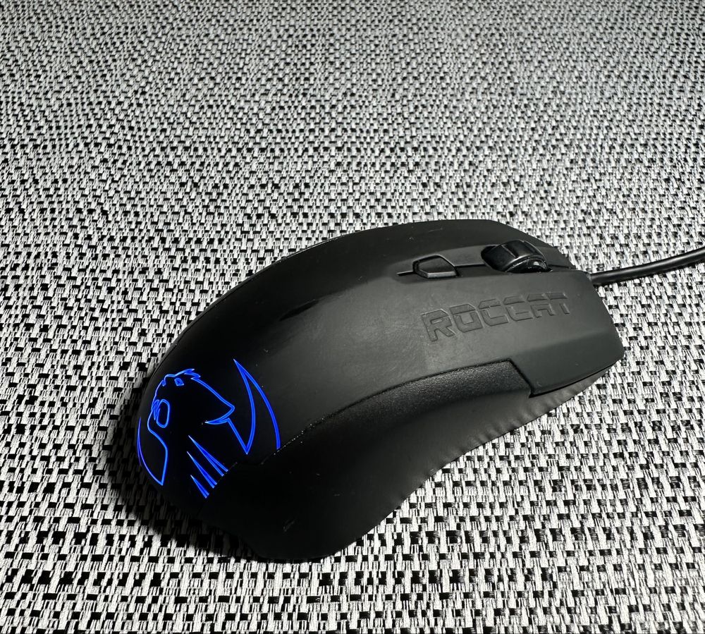 Игровая мышка Roccat USB Black (ROC-11-310)