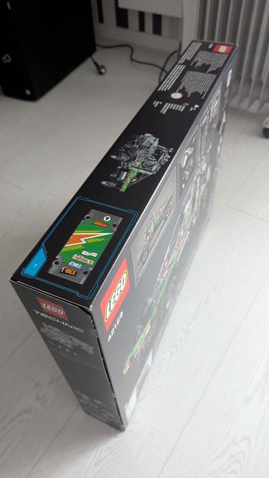 LEGO® 42129 Technic - Ciężarówka Mercedes-Benz Zetros z napędem na 4 k