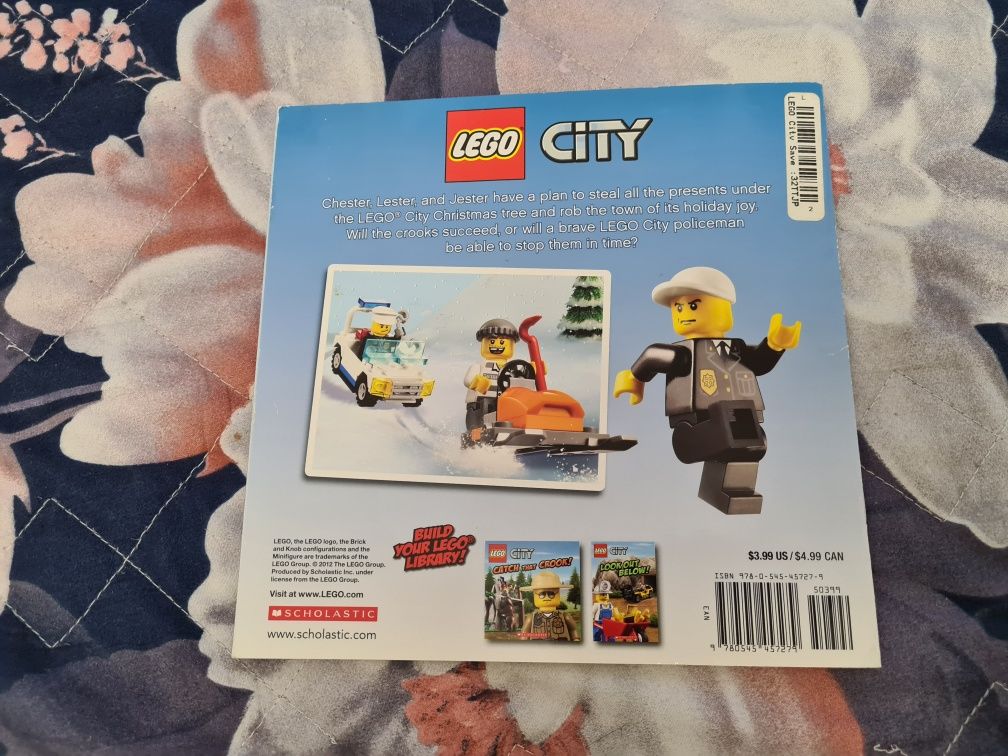 Книга, комікс англійською "Lego city. Save the Christmas"