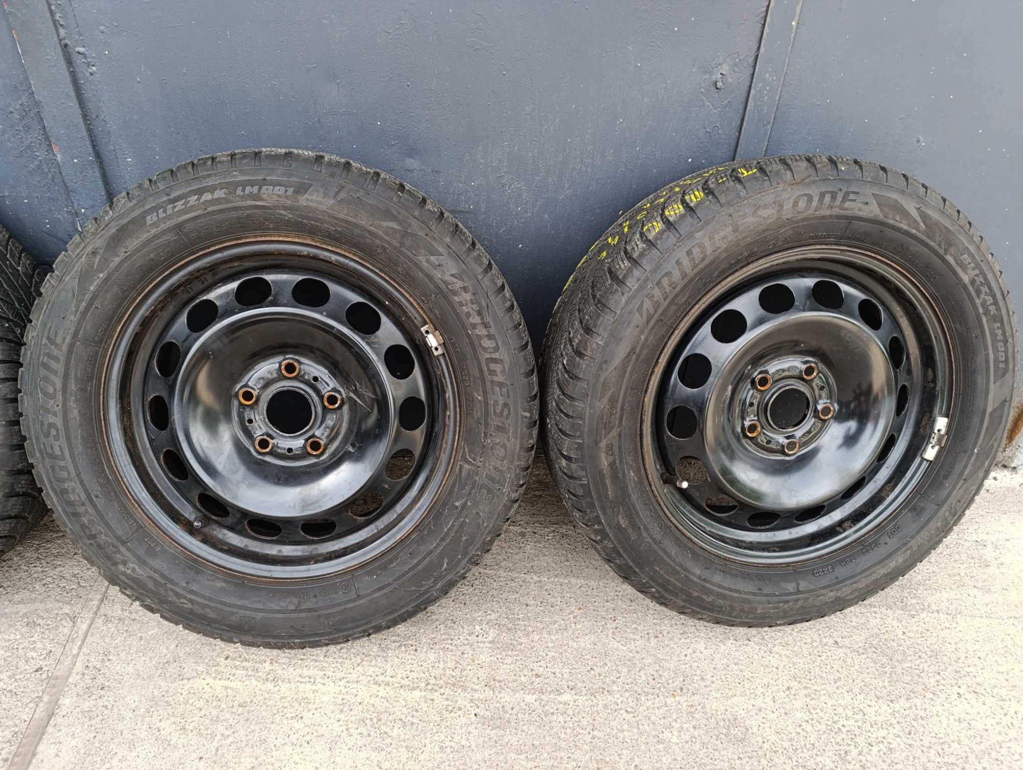 Koła zima Volkswagen T-Roc PassatB7 AudiQ2 205/60R16 Bridgestone 5x112