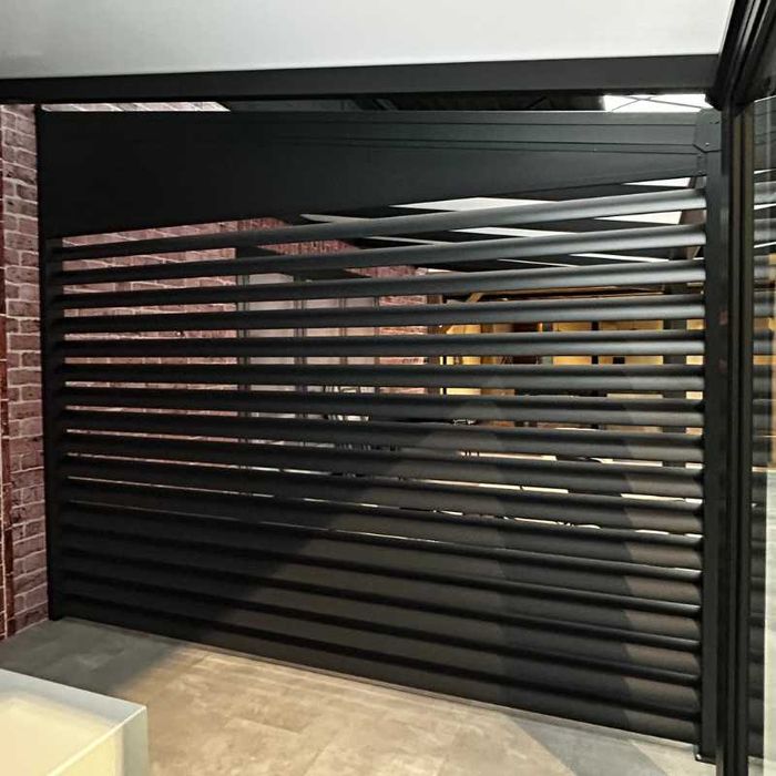 Zadaszenia Trasów, Przeszklenia, Rolety Screen Zip