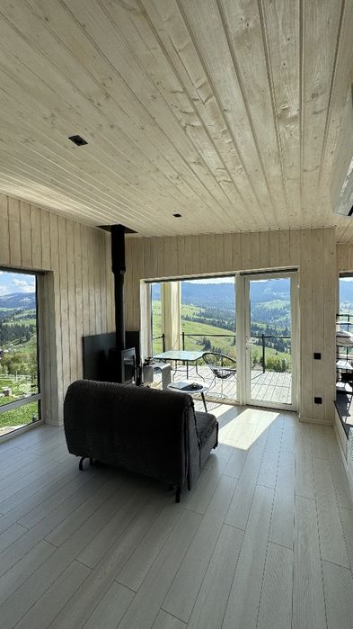 Magurka_space - будиночки на горі, житло у Верховині з видом на хребет