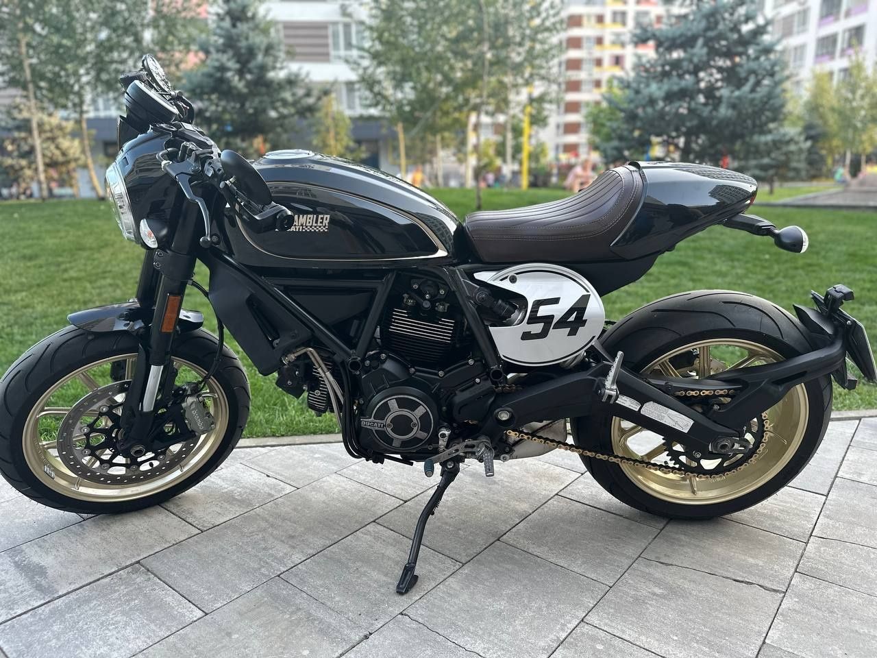 Офіційний Ducati Scrambler Cafe racer