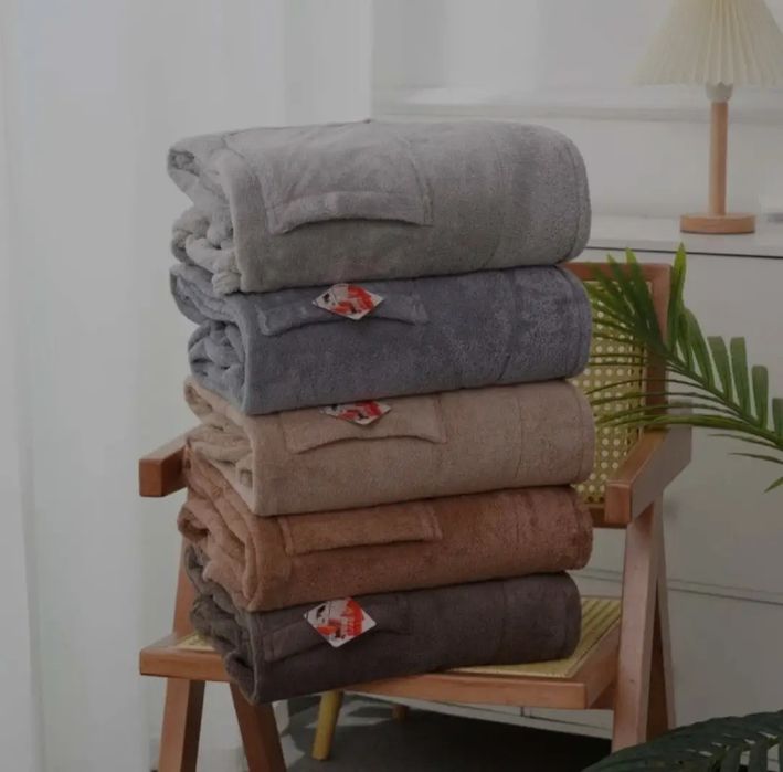 Чоловічий халат з м'якої мікрофібри