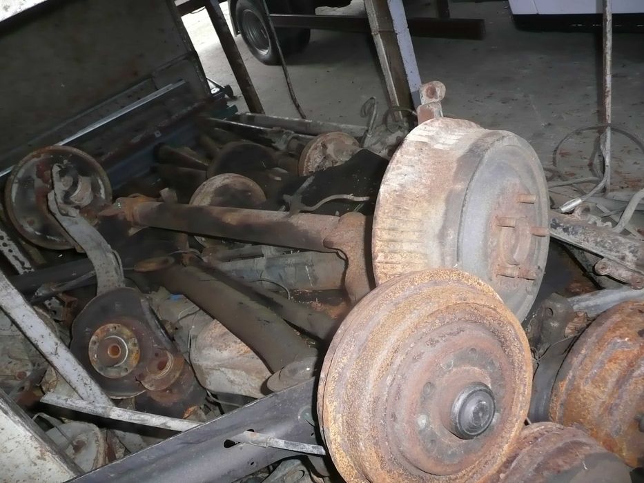 Oś do samochodu dostawczego