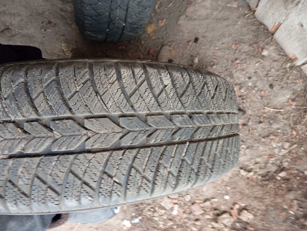 Зимнюю резина з дисками r13