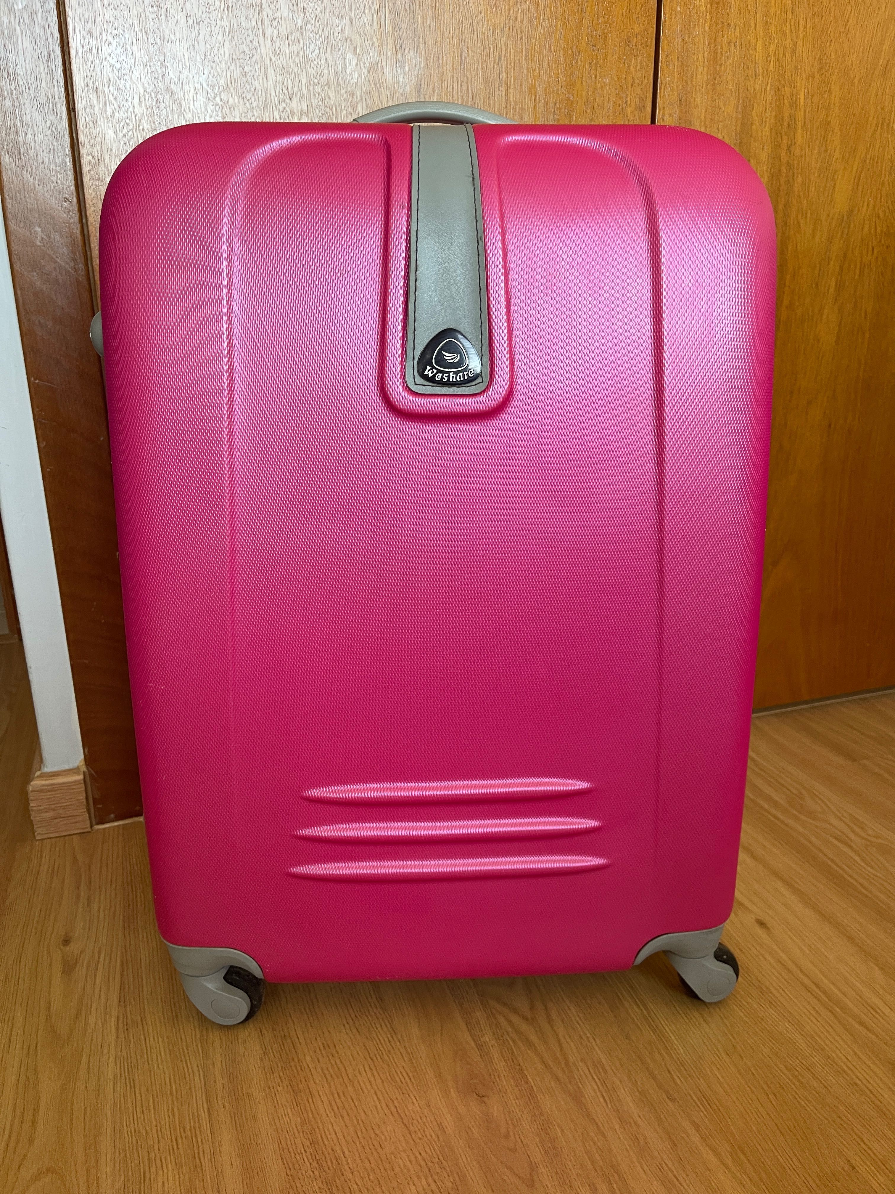 Vende-se Mala de Viagem com Rodas