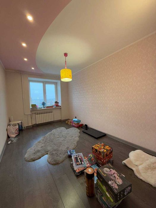 Продаж 3 к квартири Виставка хороший стан 78 м2 мін переоф