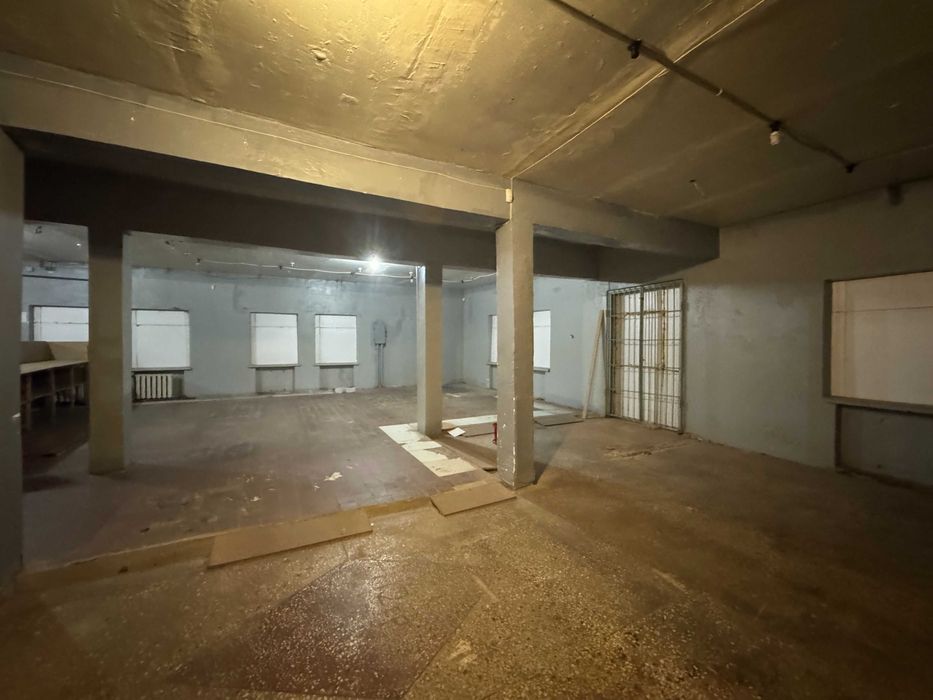 Продаж приміщення під склад/виробництво по вул. Чорновола
