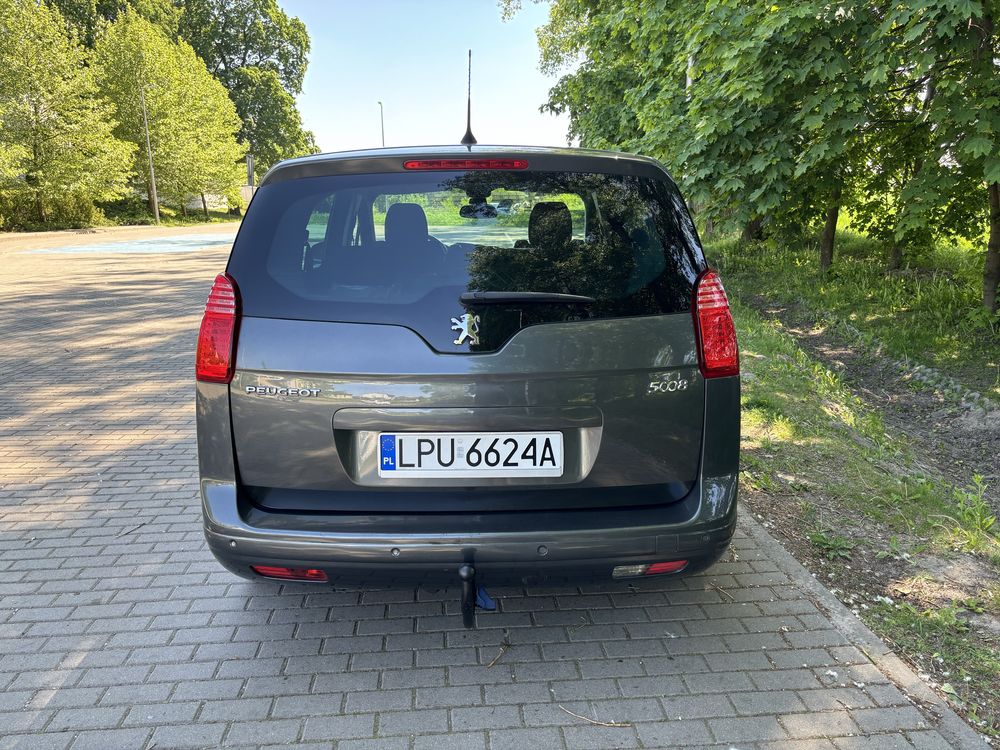 Peugeot 5008, 2011 rok