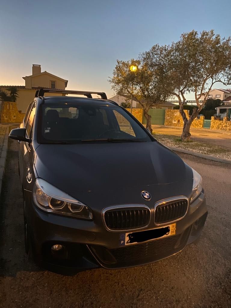 BMW serie 2 Pack M, 7 lugares e 16000 Km