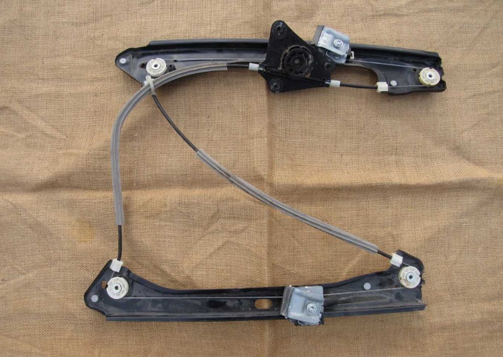 Стеклоподьемники 2шт дверей правой стороны VW Jetta 11-18 USA Б/У