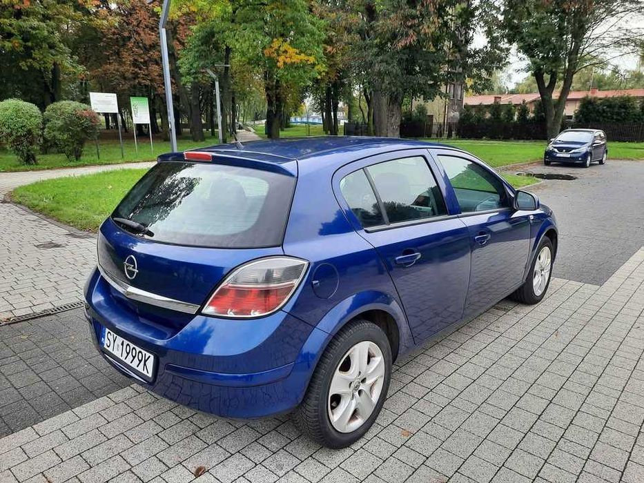 Opel Astra 1.4 Gaz. Rok 2010