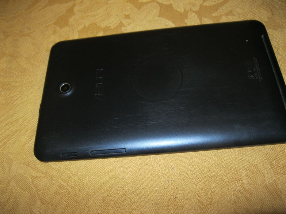Планшет ,,ASUS MEMO Pad HD7"