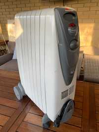 Масляный обогреватель DeLonghi 1500W (радиатор)