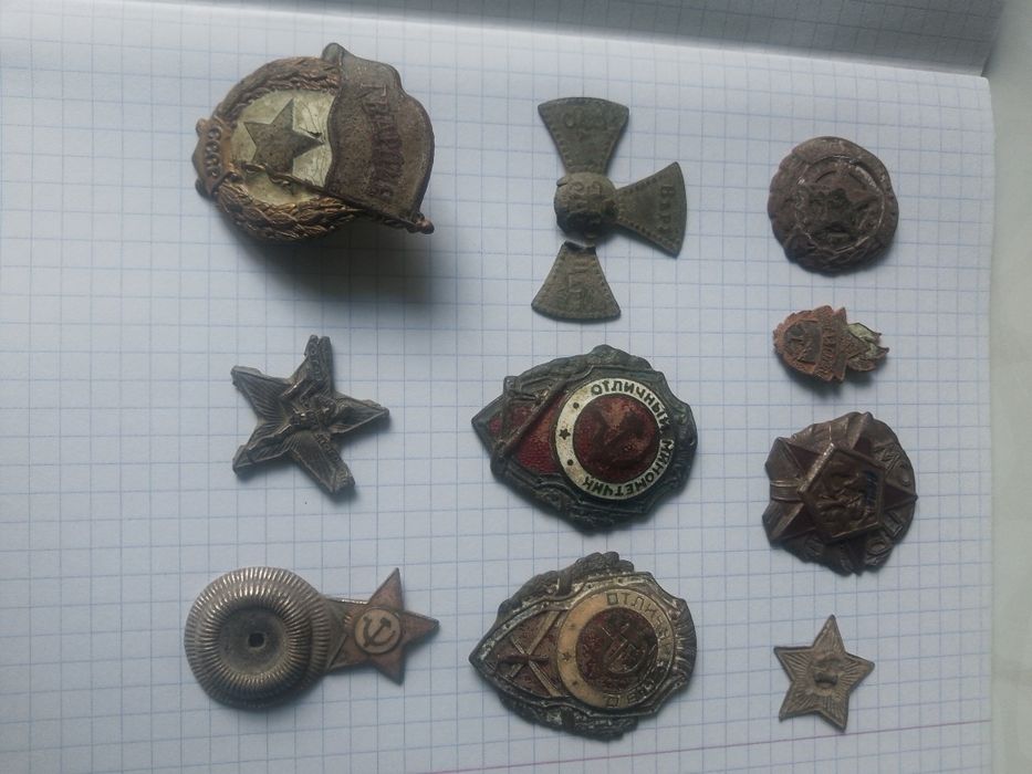 Значек старинный на реставрацию