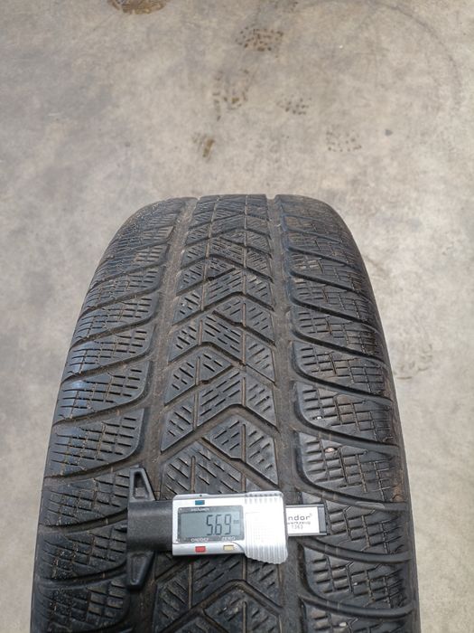 22r, Opona zimowa Pirelli Scorpion Winter AO 235/65R17 104H