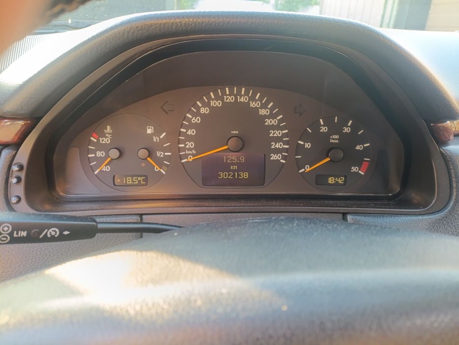 Продам mercedes w210 2.7 дизель