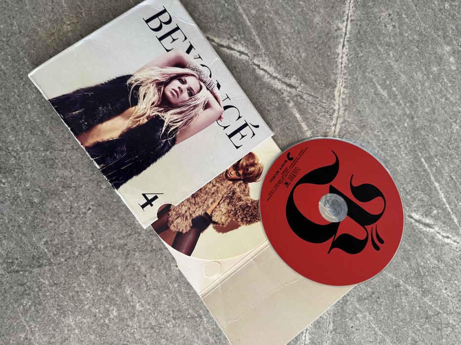 Beyonce płyta CD 4 papierowe pudełko 2011 rok