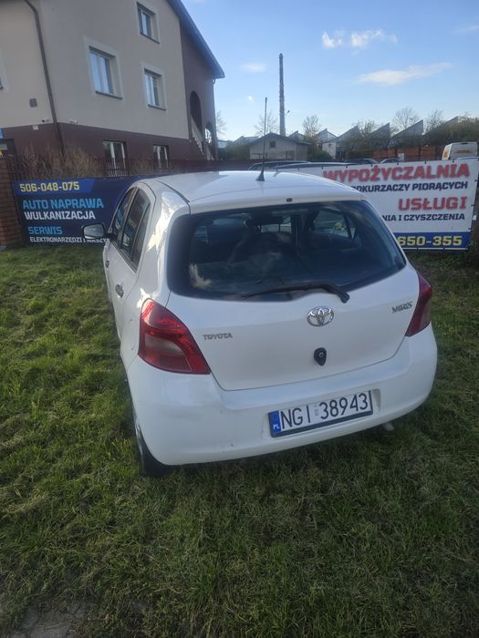 Toyota yaris 1.0 07r