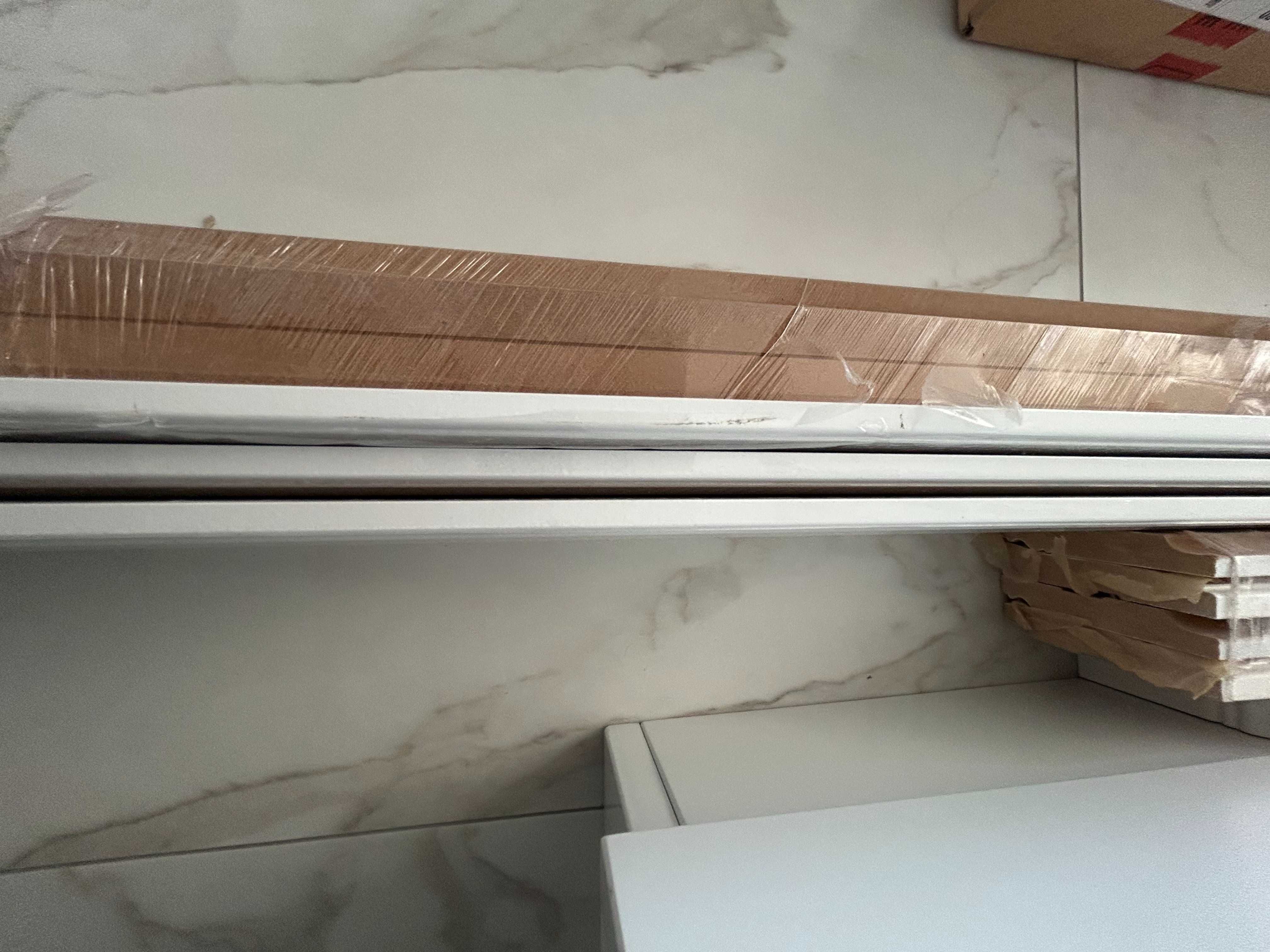 NOWA listwa przypodłogowa 19,5m - całość  RAL 9003 - MDF PREMIUM