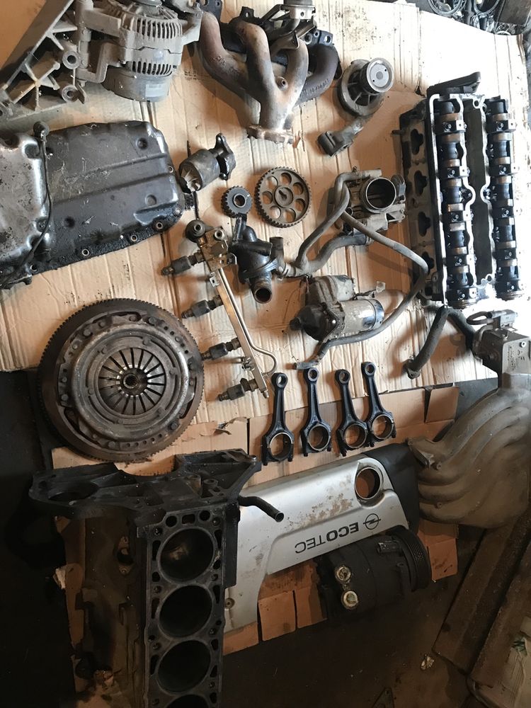 Двигун Мотор по частинах ауді audi а6 с4 2,6 abc вектра б 1,6 16 клап
