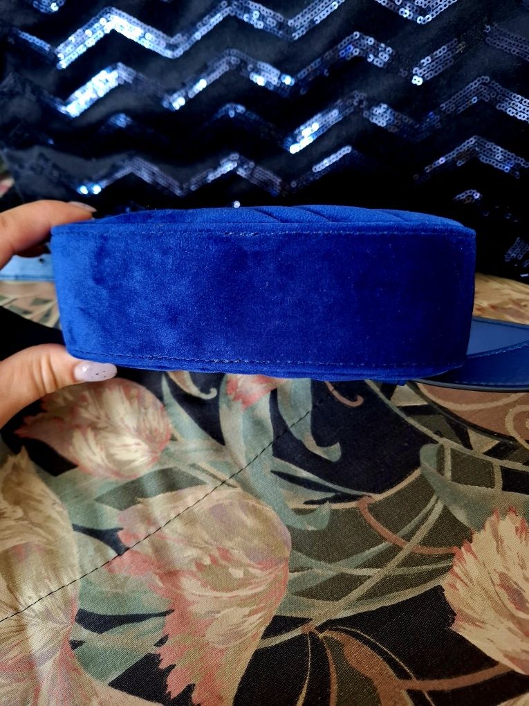 Gucci Marmont Velvet Belt Bag nerka saszetka