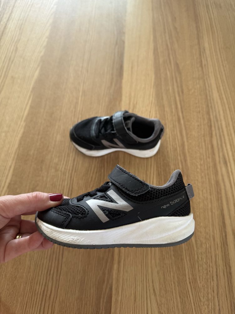 Buty new balance 24