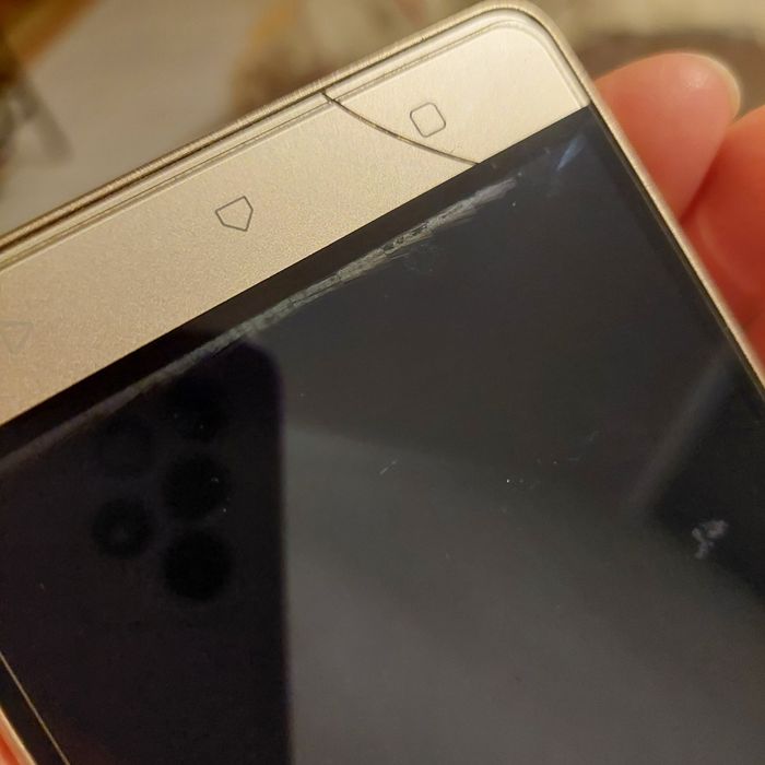 Телефон Lenovo K5 Note