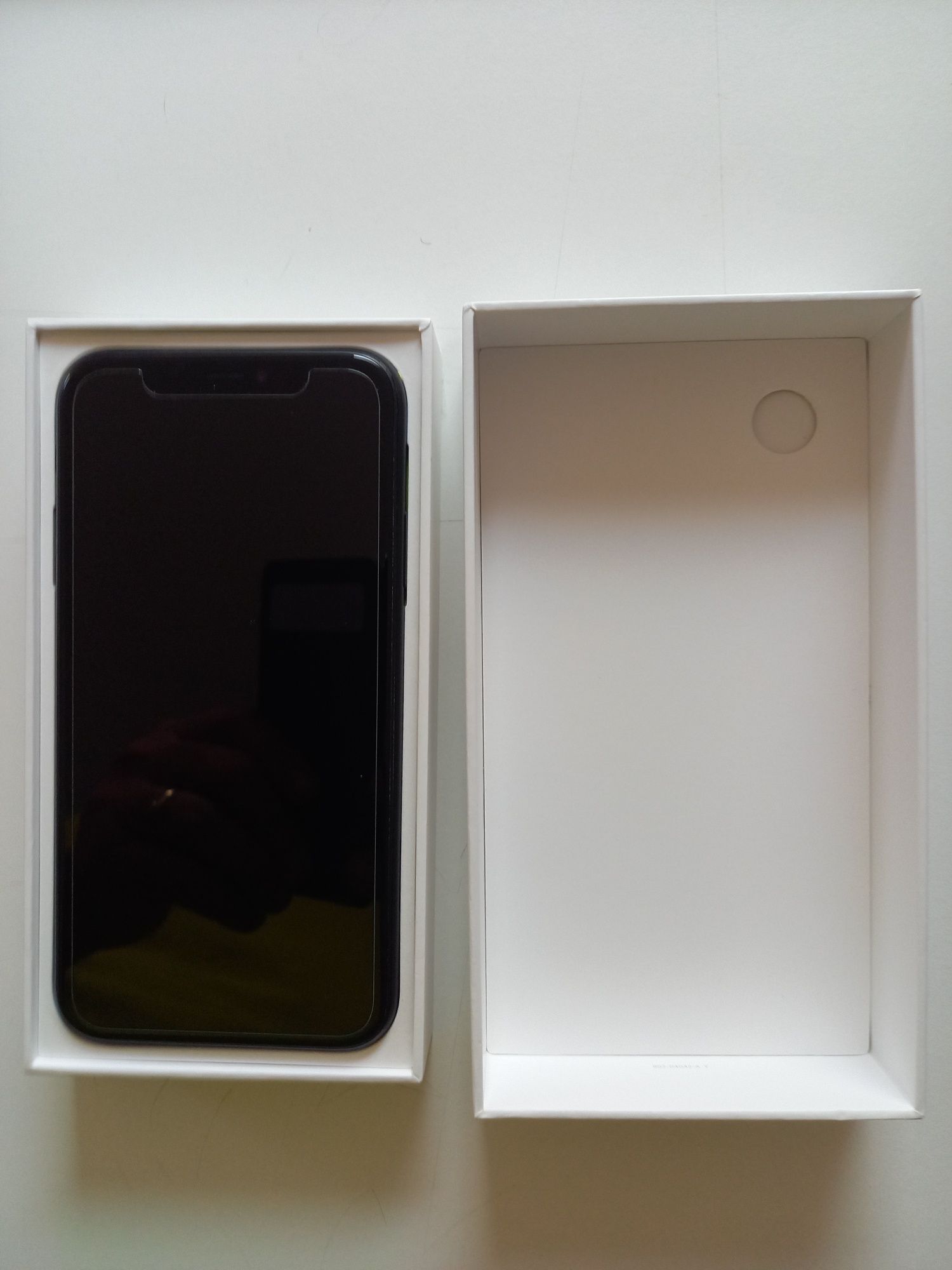 iPhone XR preto 64Gb