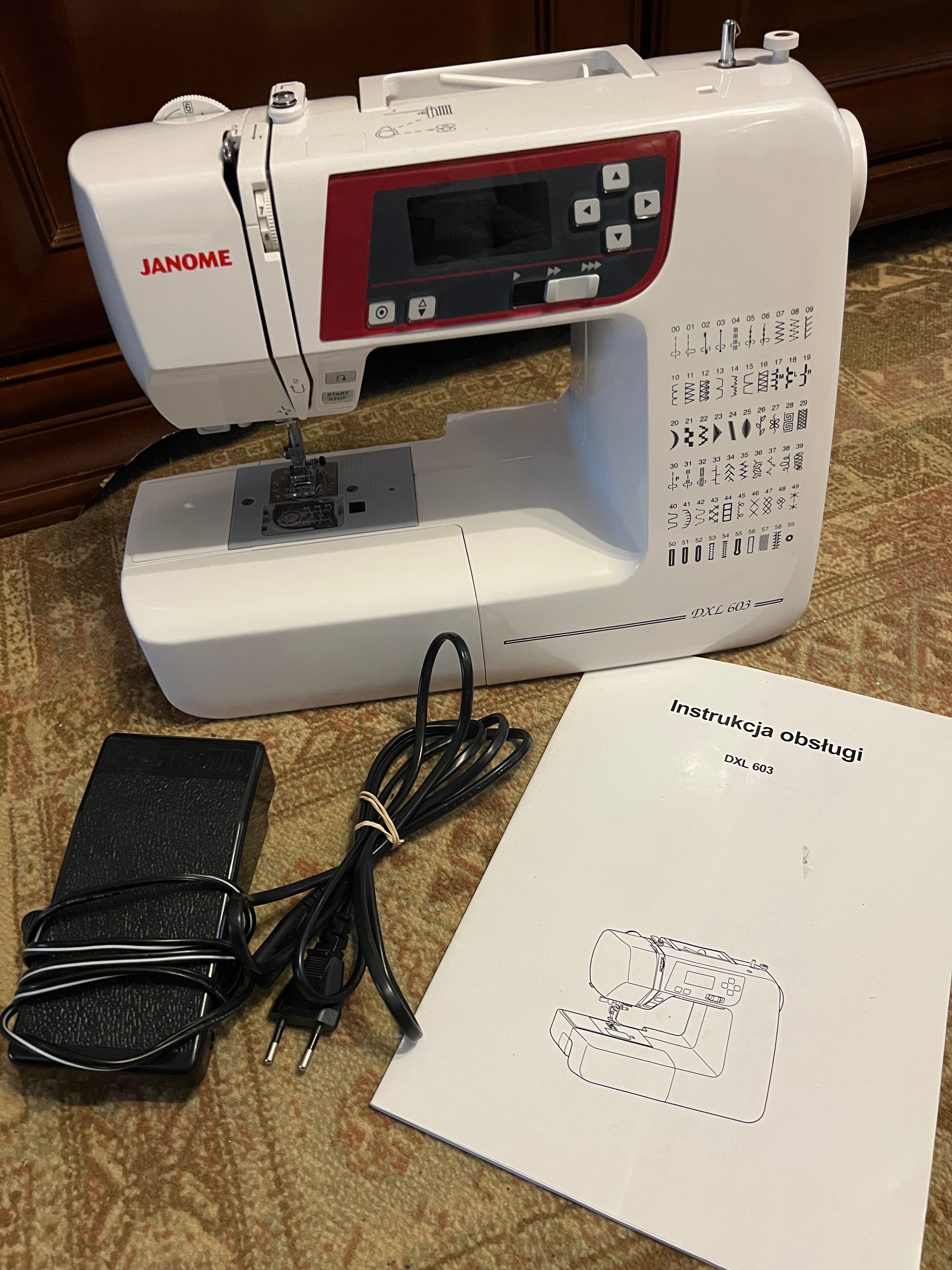 Maszyna do szycia JANOME DXL603.