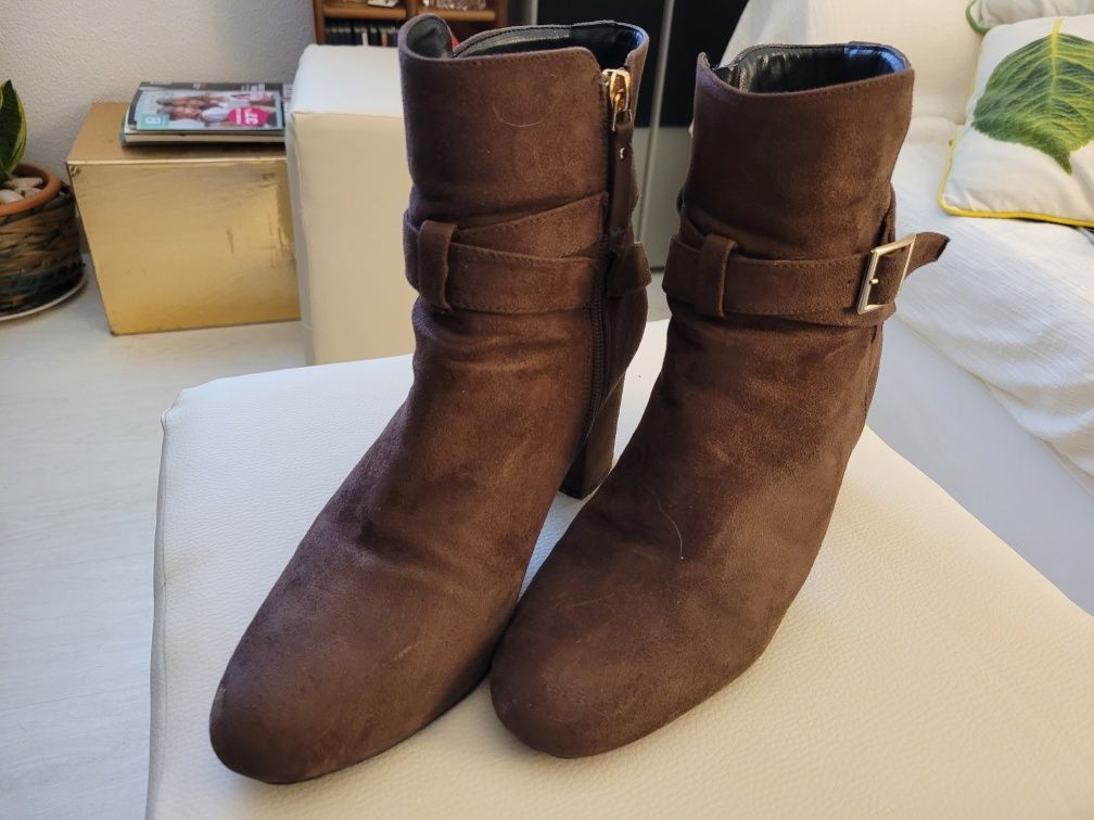 Botas Parfois, 40, muito bom estado.