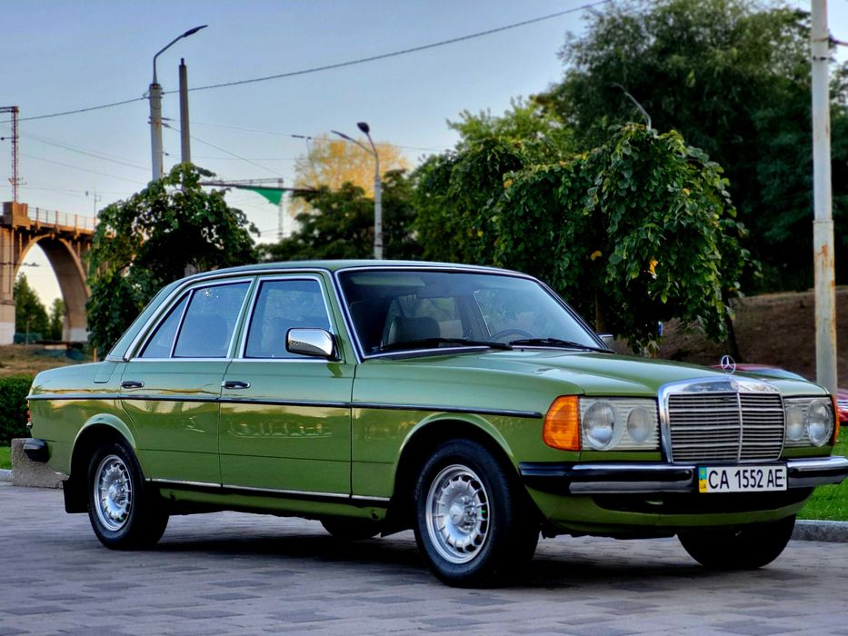 Шикарный и Идеальный Мерседес -123