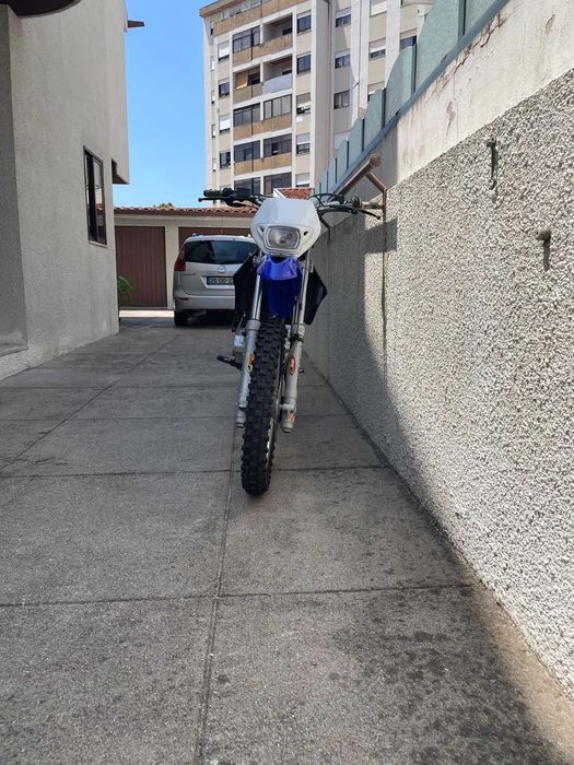 AJP PR4 125cc | Mecânica Fiável e Testada