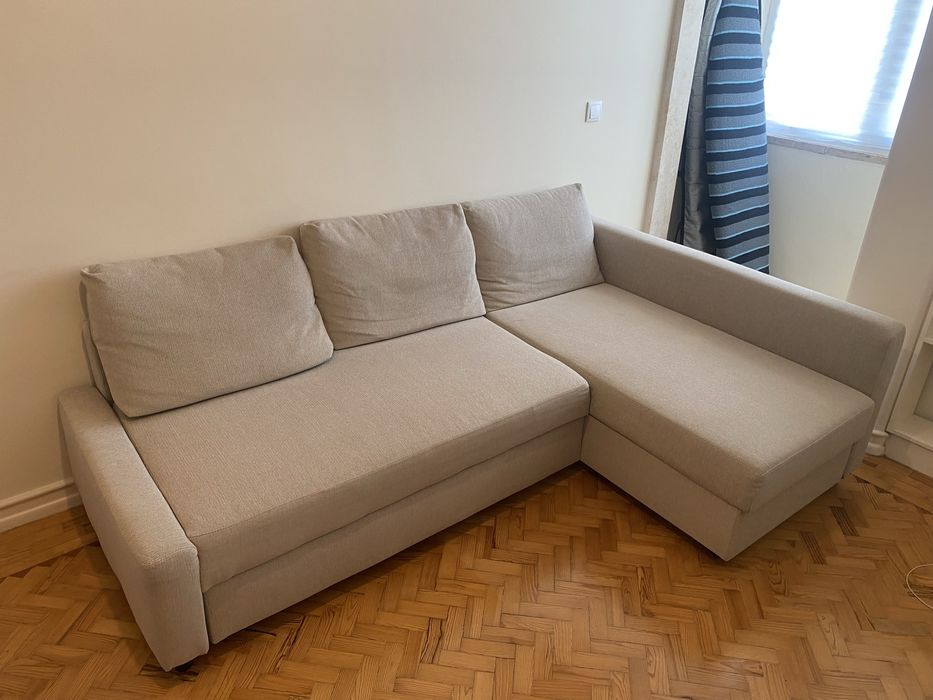 Sofá-cama com chaise longue