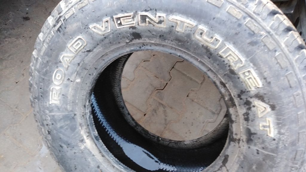 Opona terenowa kumho 295/60r15 road Venture at