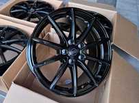 Alufelgi 18 5x114,3 Nissan Juke Qashqai Pulsar Leaf Primera Czarne 79#