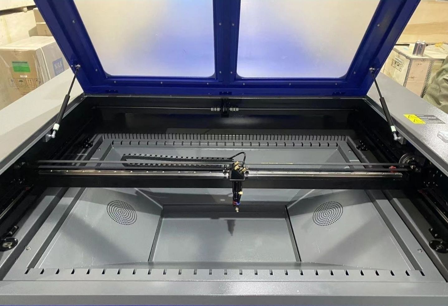 Laser CO2 130w 1.3m X 0.9m